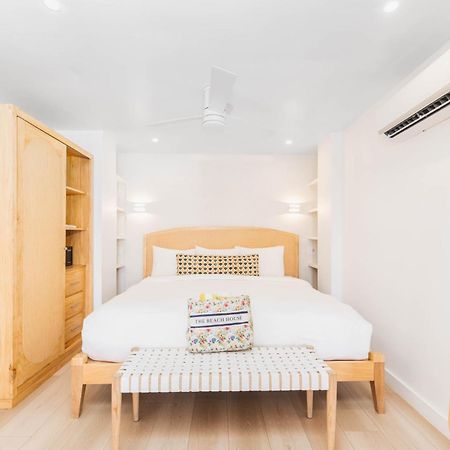 ווסט אנד The Beach House Boutique Hotel מראה חיצוני תמונה